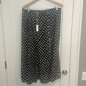 Max Studio Black and White Maxi Skirt Casual A-line